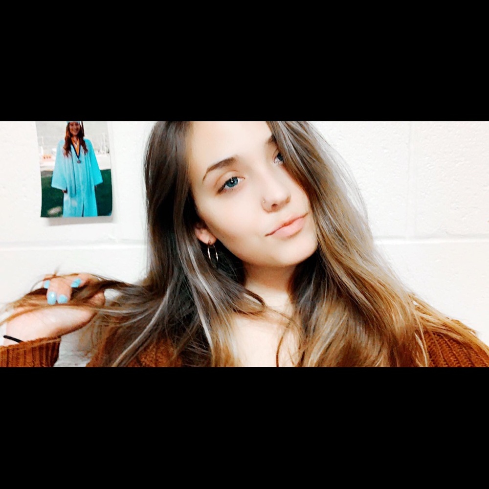 Meet your Posher, Kiley